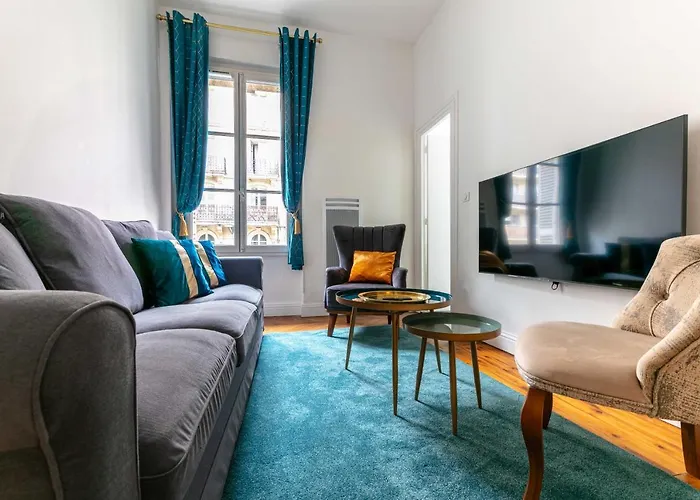 Madeleine's Rated 8 Traveller Center Appartments *