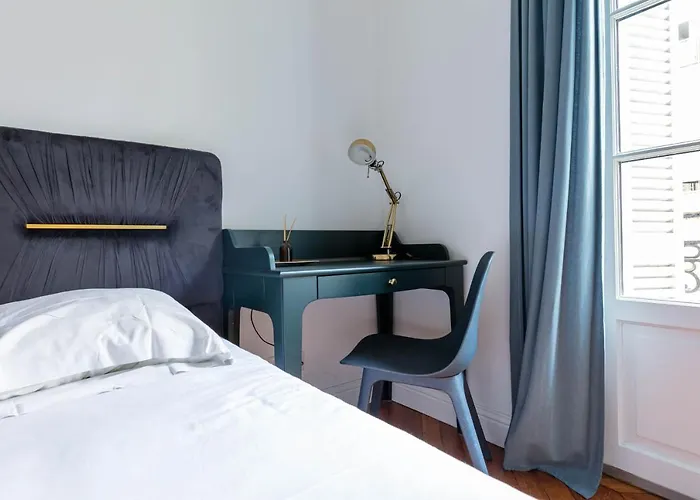 Madeleine's Rated 8 Traveller Center Appartments Apartmán