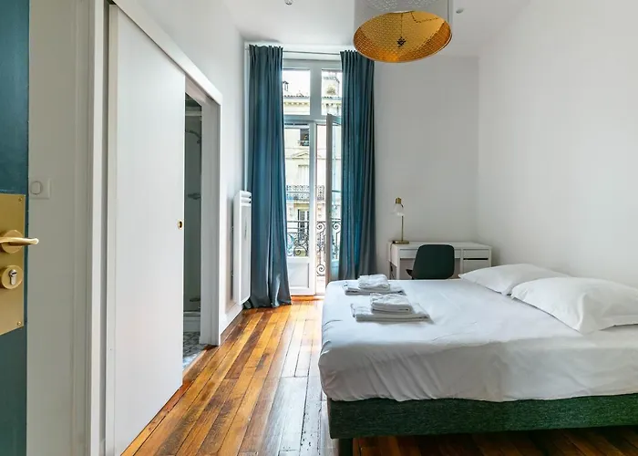 Madeleine's Rated 8 Traveller Center Appartments