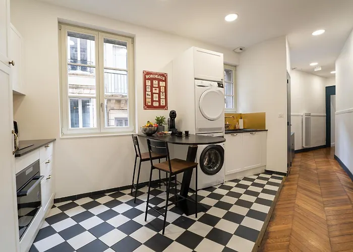 Apartmán Madeleine's Rated 8 Traveller Center Appartments *